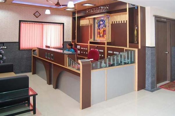 Hotel Damji